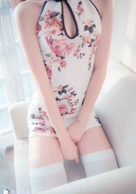 看着娇妻被别人玩KTV沈佳艳_1080P电影全集观看