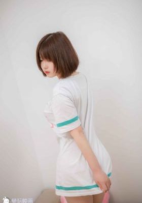 夫の上司と人妻の背徳HD_BD国语电影在线观看