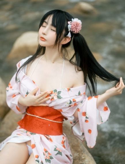 刘婷婷裸体无遮挡照片_BD国语高清在线