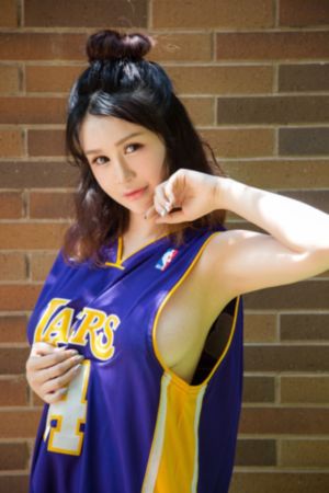 一本一道人人妻人人妻AV向井蓝_DVD在线播放观看
